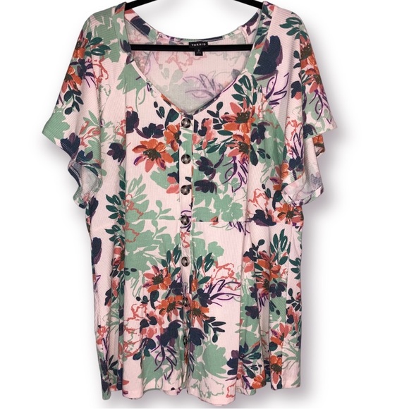 Torrid Ribbed White Floral Knit Button Front Peplum Top Size 3 - Picture 5 of 9